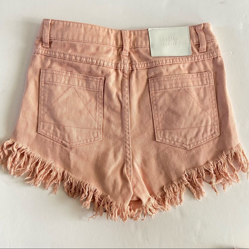 Zulu and Zephyr Cutoff High-Waisted Shorts XS Coral - Picture 2 of 8